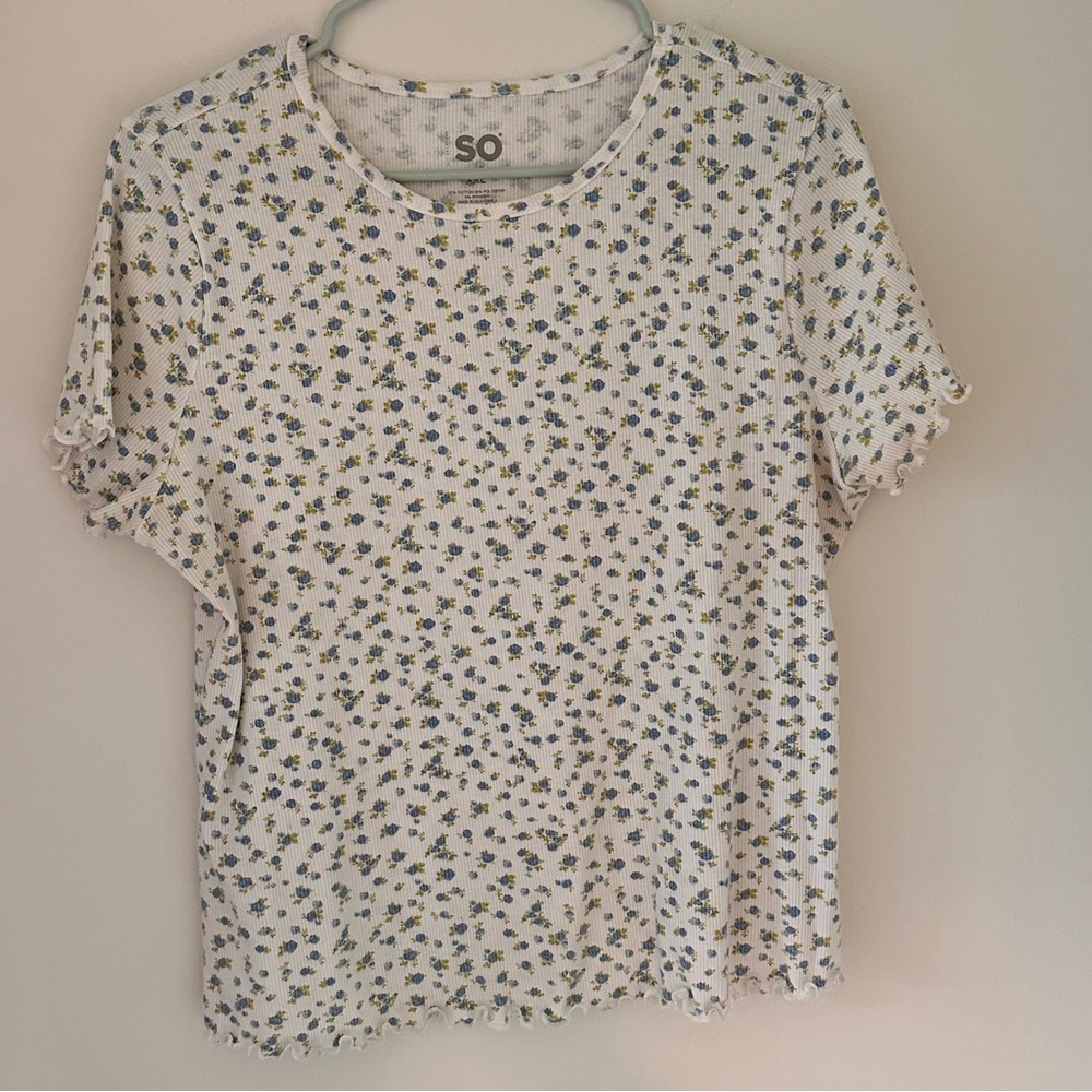 Floral top